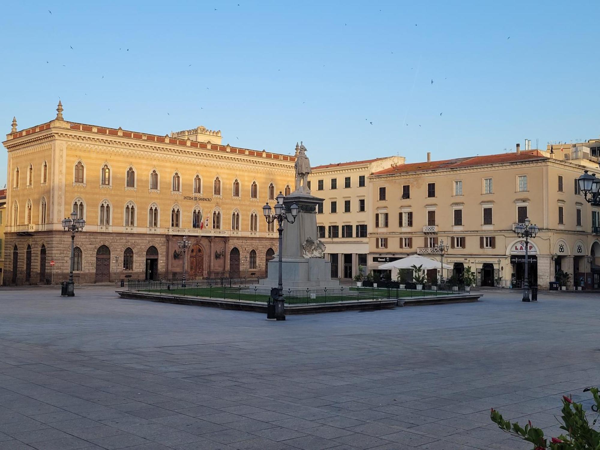 Domo Azuni Apartment Sassari Bagian luar foto